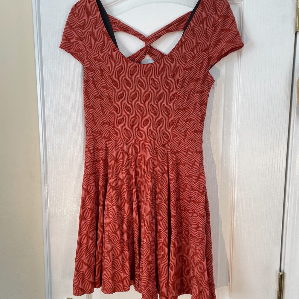 Super Cute Bar III Fit n’ Flare, Size L
